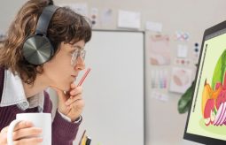 integrasi-ai-dalam-desain-vandalish Integrasi AI dalam desain grafis profesional oleh Vandalish di Bekasi, Jawa Barat